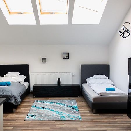 Apartament Manhattan Мелец Экстерьер фото