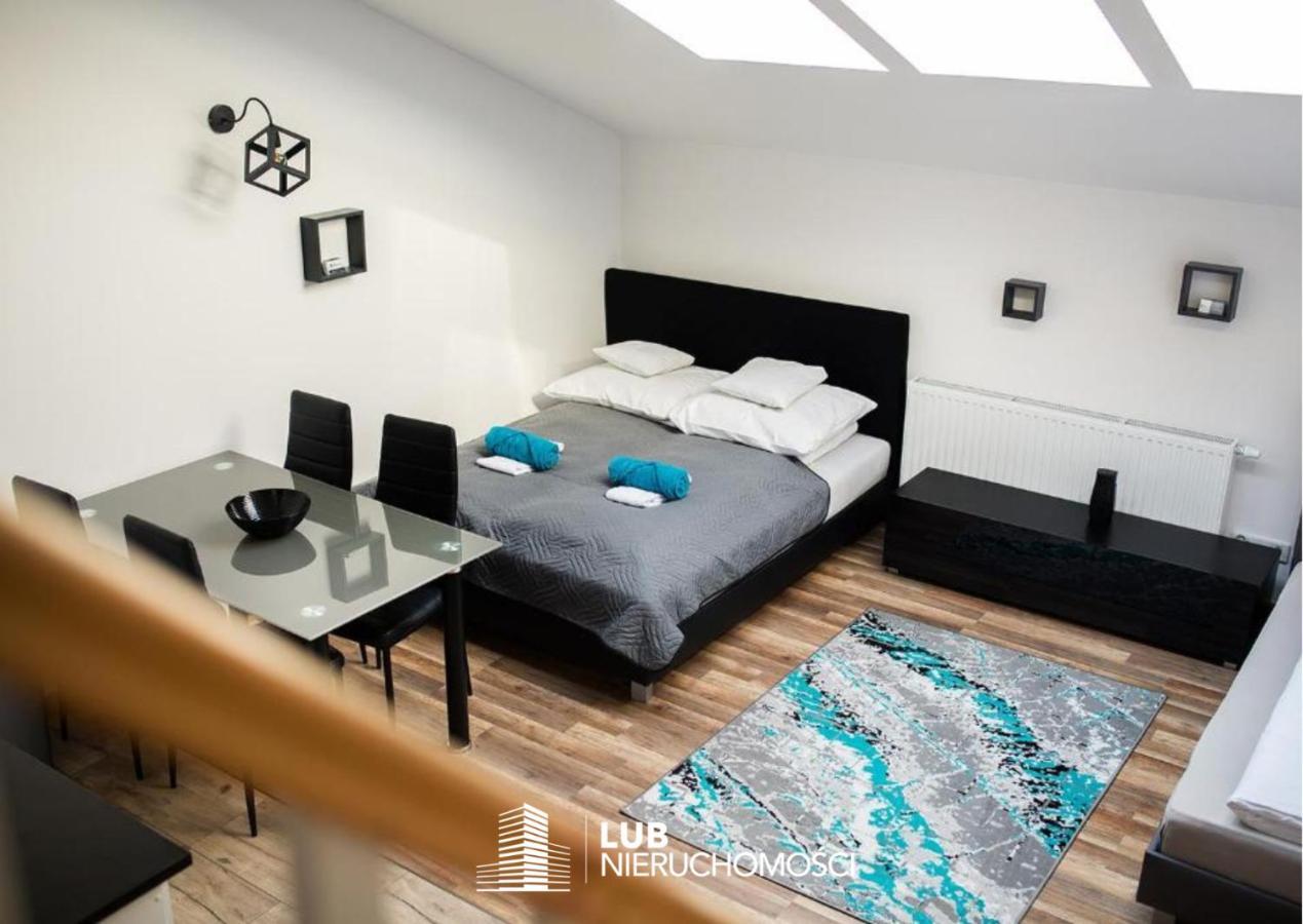 Apartament Manhattan Мелец Экстерьер фото